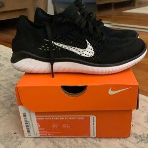 Nike free run size 6